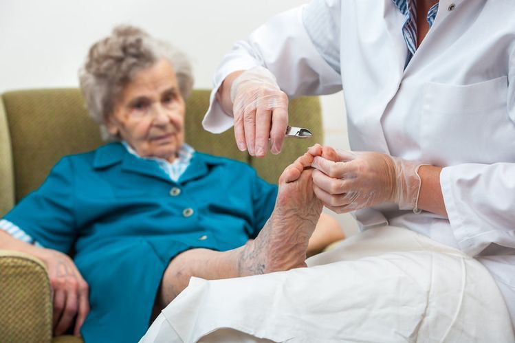 <center>Male & Female Elderly Classic Manicure Pedicure